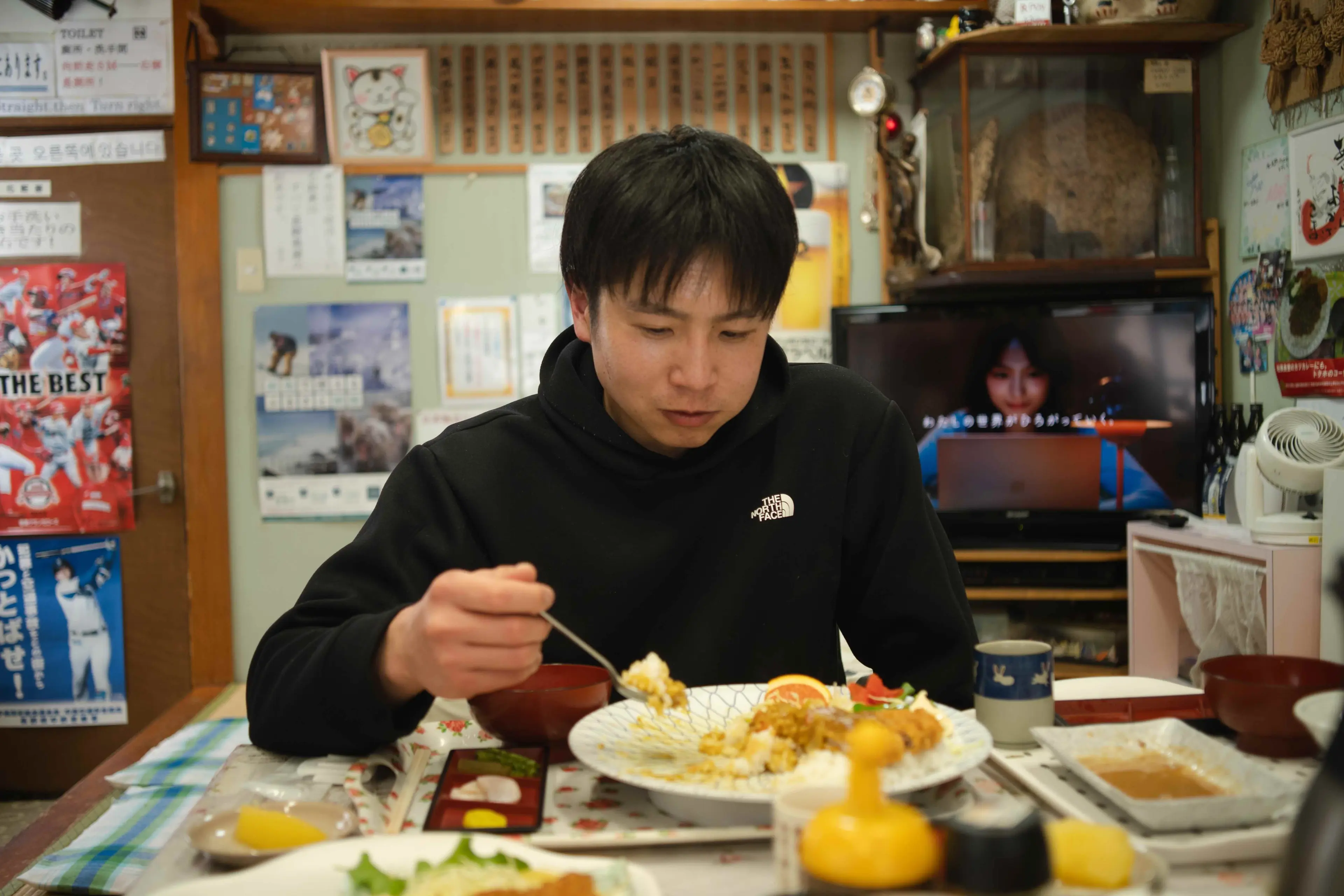 Schedule item at 12:00